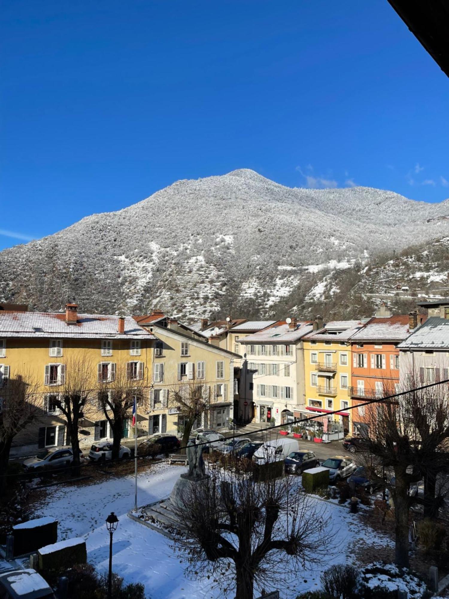 La Montagnette L Oursson Chambre Maison En Travaux De 10H A 17H ムティエ エクステリア 写真