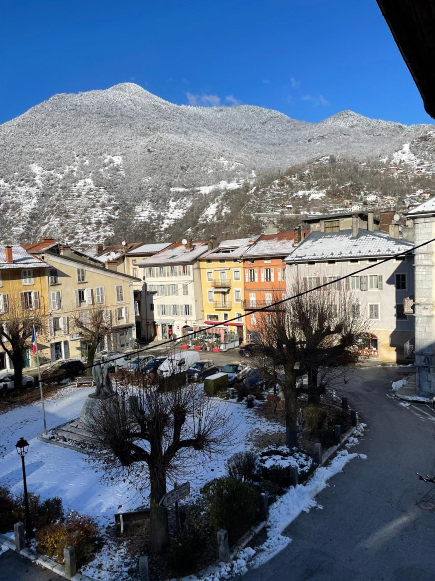 La Montagnette L Oursson Chambre Maison En Travaux De 10H A 17H ムティエ エクステリア 写真